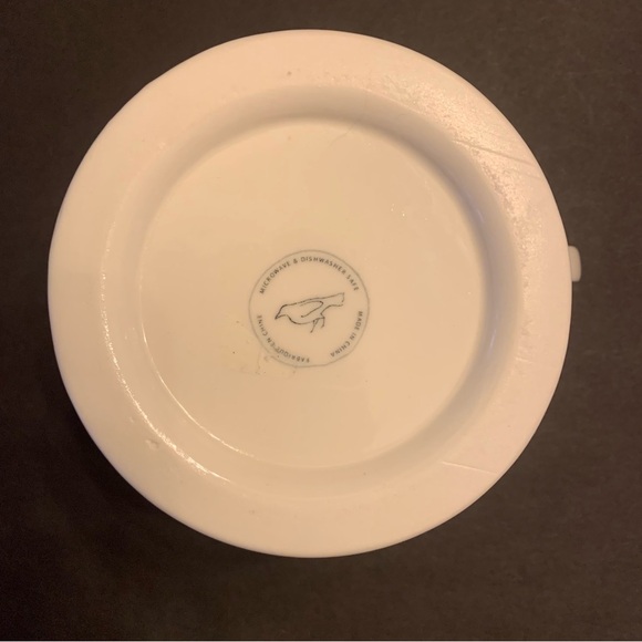 Anthropologie Letter E Initial Monogram Mug - Picture 2 of 2